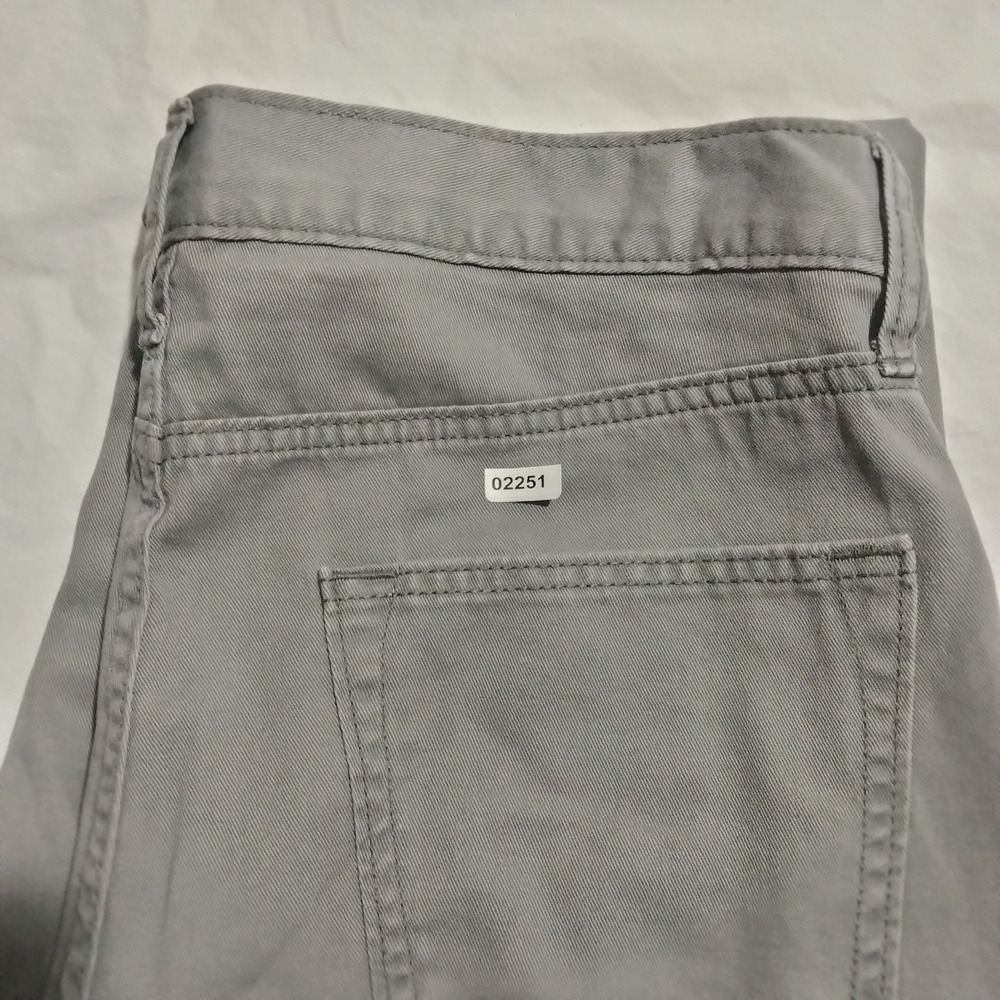 Old Navy Mens Straight Leg Chino Pants Grey Gray Size 33X30 - Picture 8 of 8